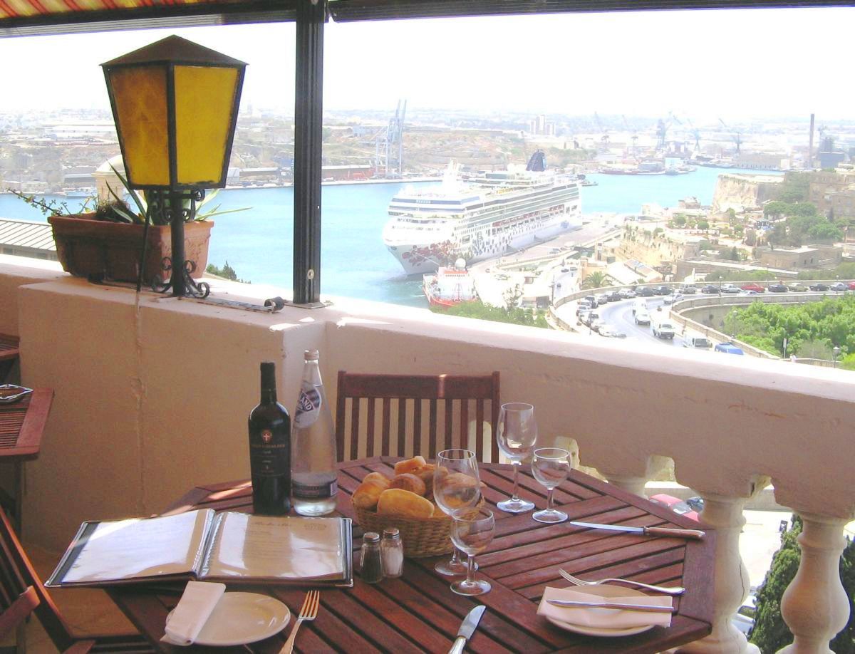 Hotel Castille Valletta Exteriér fotografie